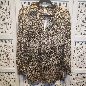 Blush NWOT Cheetah Print Shirt Size Large
